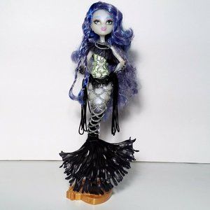 Monster High Freaky Fusion Sirena Von Boo Doll